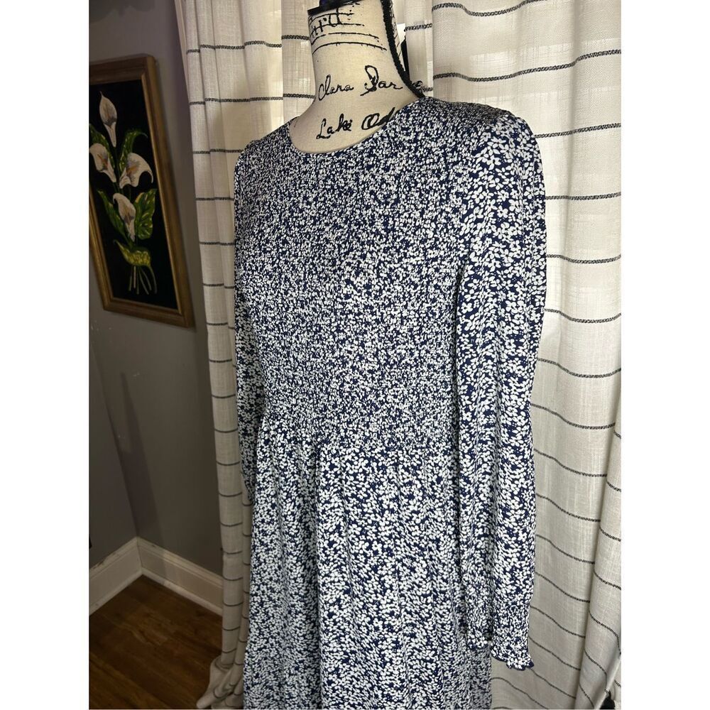 Navy Blue and White Floral Long Sleeve Smocked Maxi Dress Size XL - Picture 3 of 4